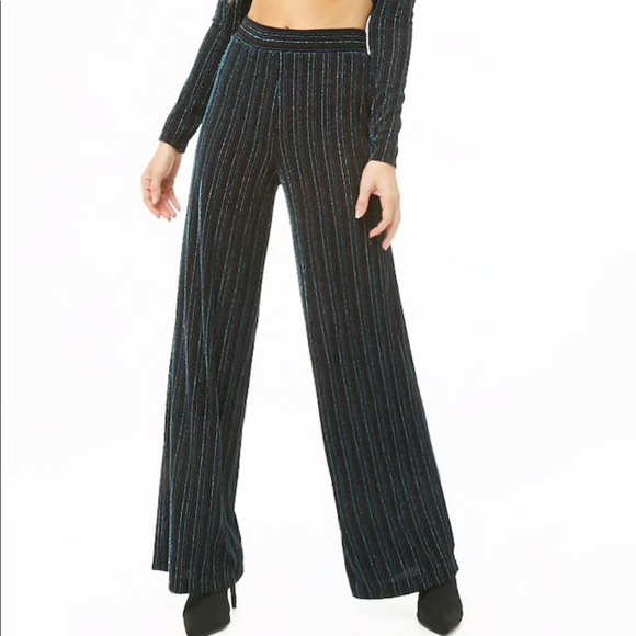 Forever21 striped metallic set crop top small NWT - Picture 4 of 8